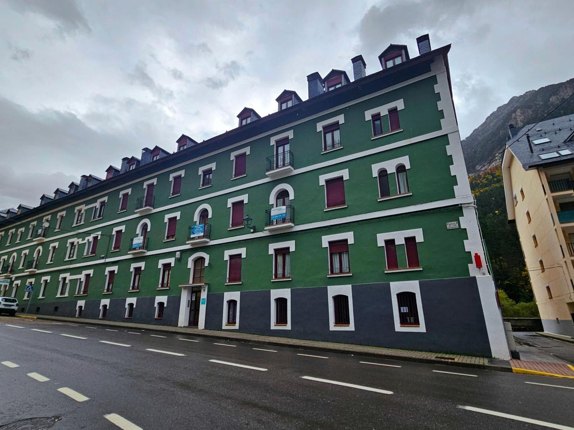 Apartamentos Canfranc 3000 Exterior foto